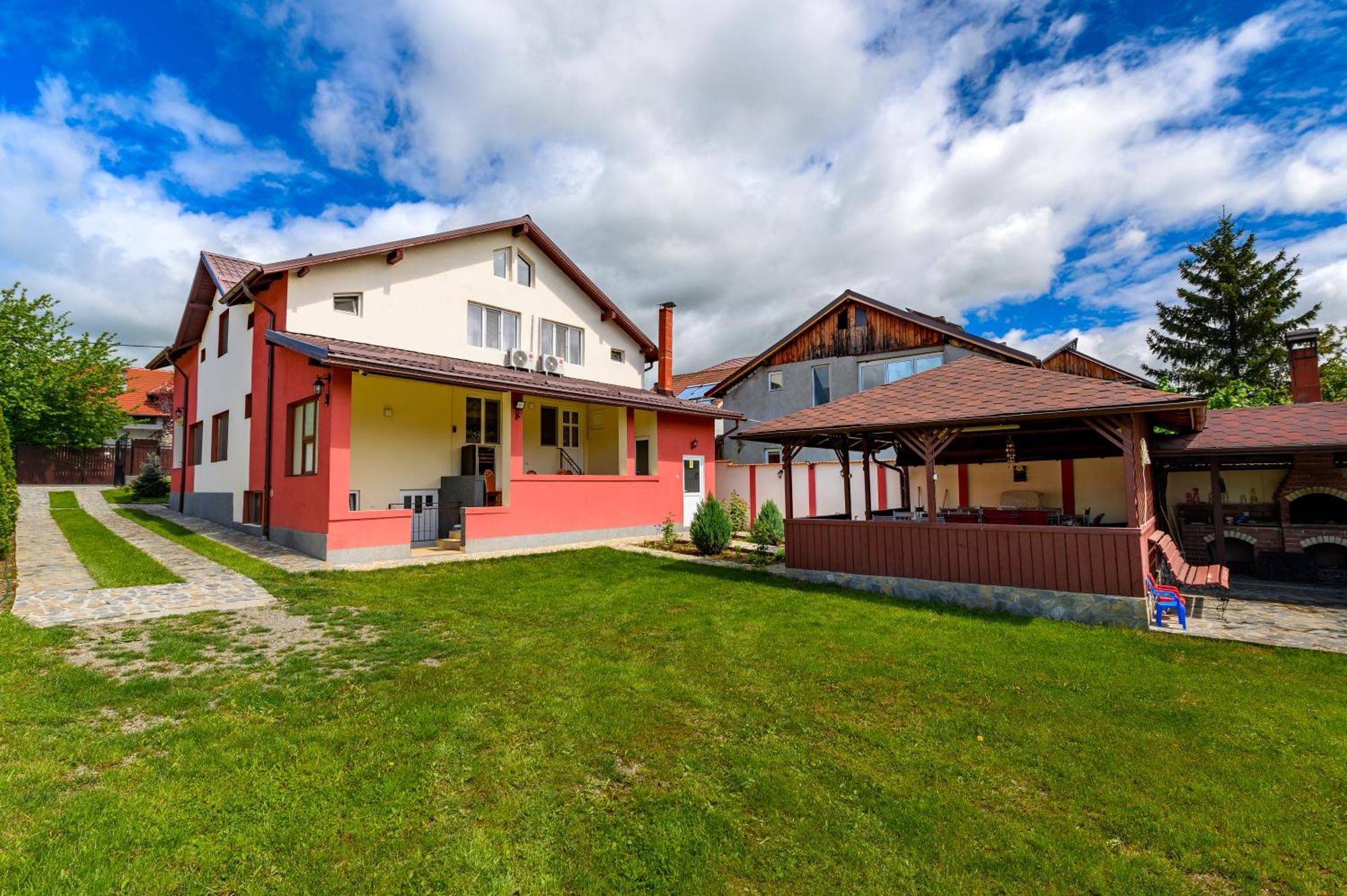 Casa Alex Calimanesti Exterior foto